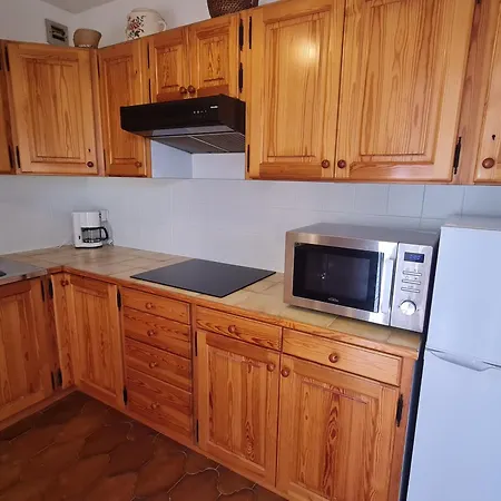 Apartment Climatise Avec Parking Et Balcon, Proche A - Fr-1-780-5