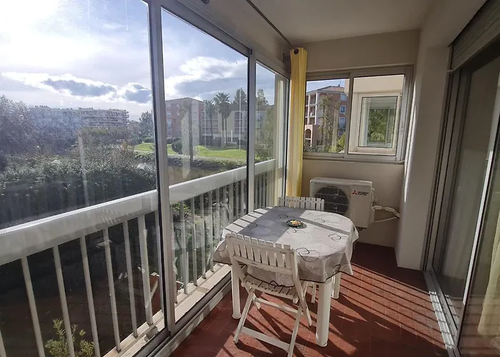 Apartment Climatise Avec Parking Et Balcon, Proche A - Fr-1-780-5 Sainte-Maxime