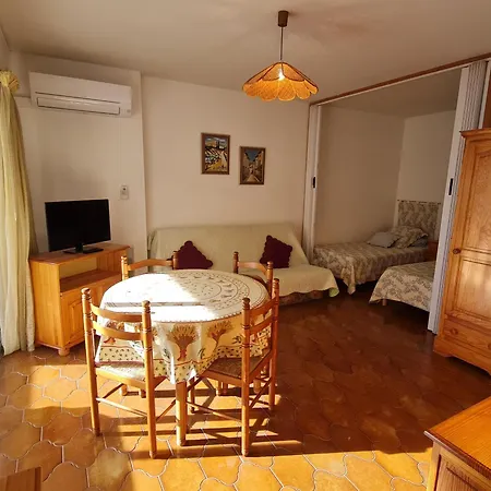 Apartment Climatise Avec Parking Et Balcon, Proche A - Fr-1-780-5 Sainte-Maxime